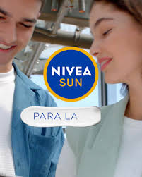 Descubre la nueva Agua Micelar Iluminadora de NIVEA. Enriquecida con 5% de  Serum con Vitamina C & E. Para una piel iluminada ¡Pruébala y sorpréndete  con los resultados! #RevelaTuPropioBrillo
