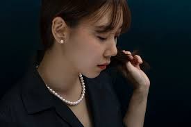 Power of Pearls: 6 Beautiful Quotes