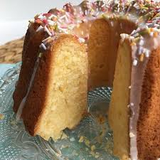Kleiner Zitronen Guglhupf 16 Cm Ruhrkuchen Rezept Kleine Kuchen Rezepte Ruhrkuchen