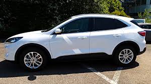 Dieser allrounder ist offroad genauso brauchbar wie im stadtverkehr. New Ford Kuga Ecoblue Hybrid Titanium X 2020 Review Interior Exterior Youtube