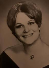 Nanette Brooks's Instagram, Twitter & Facebook