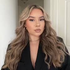 Carly Koster's Instagram, Twitter & Facebook