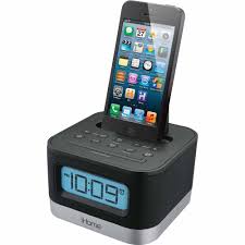 In great condition, for use with older version ipad, iphone or ipods. Ihome Dual Alarm Fm Clock Radio With Lightning Dock For Iphone With Usb Charging Black New Open Box Walmart Com Walmart Com