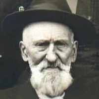 Henry Pyle's Instagram, Twitter & Facebook