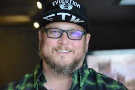 What are some tips and advice for riding to Sturgis?