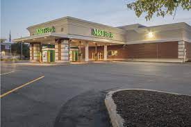 Operates as a bank holding company, which engages in the provision of retail and it operates through following segments: M T Bank Mtb Acquisition Is Chief Catalyst For Foreseeable Future Seeking Alpha