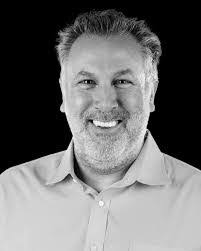 Chris Austin's Instagram, Twitter & Facebook