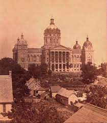 The Iowa State Capitol Des Moines Ca 1882 Des Moines Iowa Des Moines History Facts Interesting