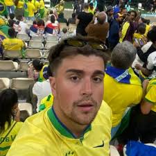 Tom Howie (@tomhowie9)