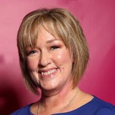 Pauline Logan's Instagram, Twitter & Facebook