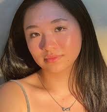 Diane Manley's Instagram, Twitter & Facebook