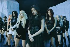Born may 3, 1992), professionally known as crush ( 크러쉬 ), is a south korean r&b and hip hop singer. Girl Crush Trend More Harmful Than Good Allkpop