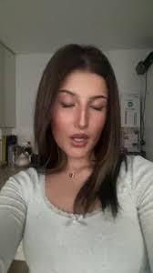 Mary Rushforth's Instagram, Twitter & Facebook