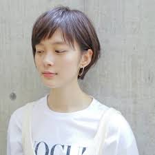 前髪アシメショートがかっこいいトレンドガールなあなたに