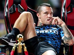 Maybe you would like to learn more about one of these? Radja Nainggolan Claims Antonio Conte Was Crazy About Him Before Loan To Cagliari 90min