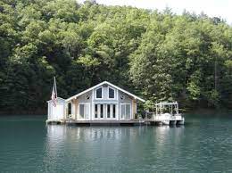 Experience one of the nicest floating cabins on the texas gulf coast. Stay Overnight In These Floating Cabins In North Carolina This Summer North Carolina Vacations North Carolina Cabins Lake Vacation Rental