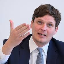 Geandra Bazzanella exposed - her energy is simply electrifying and addictive