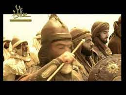 وسمِع جميع خطب أبيه الحسين الموجّهة لعساكر بني أمية، ورأى أباه الحسين يصلي ليلة العاشر من محرم ويتلو كتابه حتى طلوع الفجر وكانت تلك سجية الحسين في كثرة صلاته. Ø¢Ø®Ø± ØµÙ„Ø§Ø© Ù„Ù„Ø¥Ù…Ø§Ù… Ø§Ù„Ø­Ø³ÙŠÙ† Ø¹Ù„ÙŠÙ‡ Ø§Ù„Ø³Ù„Ø§Ù… ÙŠÙˆÙ… Ø¹Ø§Ø´ÙˆØ±Ø§Ø¡ Youtube