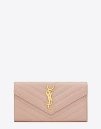 Saint Laurent Grand Portefeuille Monogramme Saint Laurent A Rabat En Cuir Texture Grain De Poudre Matelasse Rose Pale Ysl Co Ysl Wallet Wallet Fashion Wallet