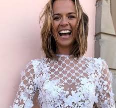 Efter sonen arnolds födsel har hon vid flera tillfällen berättat att det varit skakigt i relationen med jacob liebermann. Swedish Influencer Margaux Dietz Tests Shampoo At Senzagen Senzagen