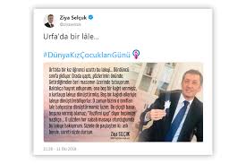 Mahmut özer'in eşi fatma nebahat özer, balıkesir valisi ersin yazıcı'nın eşi hanife yazıcı ve türk sanat müziği. O Siniflari Lale Bahcesine Donusturmemiz Lazim