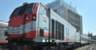 قائمة القطارات المكيفة بخطوط الوجهين البحرى والقبلى ومواعيد القيام اليوم السابع