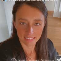 200+ profili “Miriam”