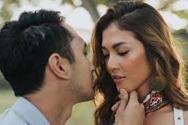 9 Potret Mesra Prewedding Gerald Yohanes Anak Langit dan Mezty Mez