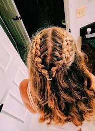 4 easy & cute summer hairstyles! ð©ð¢ð§ð­ðžð«ðžð¬ð­ ðžð¦ ð¬ Cute Hairstyles For Medium Hair Medium Hair Styles Sporty Hairstyles
