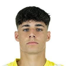 Robert Kampa's Instagram, Twitter & Facebook