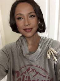 Hi! I'm new to this group. I recently joined because I saw Sade at  Hollywood Bowl .she is my ,,#1 ..