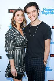 He stands tall with a height of 5 feet and 8 inches and weighs about 59 kilos. Who Is Felix Mallard S Girlfriend This Is Apparently Who The Ginny Georgia Star Is Dating Girlfriend