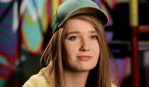 С 11 лет начала зарабатывать свои первые деньги. Klava Koka Biografiya Foto Lichnaya Zhizn Paren Rost I Ves Slushat Pesni Onlajn 2021 Uznaj Vsyo