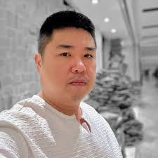 Carl Yip's Instagram, Twitter & Facebook