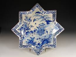 Element Central D Un Grand Service Mendiant Rijstafel En Forme D Etoile Decore En Camaieu Bleu D Un Paysage Orie Blue And White Delft Blue And White China