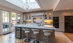 nolan kitchens  hampton in frame in