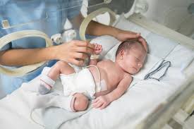 Perut sakit disertai demam, muntah, dan diare. Perut Kembung Jadi Gejala Dbd Pada Bayi 9 Bulan Hallomoms
