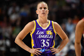 Een mooie stap: Belgian Cat Julie Vanloo trekt na WNBA-seizoen ...