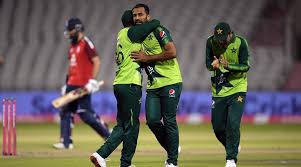 Complete scorecard of pakistan vs england 1st odi 2021, pakistan tour of england only on espncricinfo.com. England Vs Pakistan 3rd T20i Highlights Hafeez Riaz Shine As Pakistan Win By 5 Runs Sports News The Indian Express