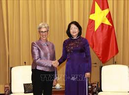 Join facebook to connect with thịnh đặng ngọc and others you may know. Pho Chá»§ Tá»‹ch NÆ°á»›c Ä'áº·ng Thá»‹ Ngá»c Thá»‹nh Tiáº¿p Thá»'ng Ä'á»'c Bang Victoria Australia