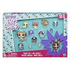 I was never truly a fan of the littlest pet shop toys as a kid, and so didn't very much care when a cartoon was announced way back in 2012. My Little Pet Shop