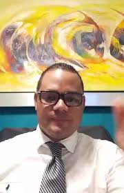 El guardián de nuestra agua debe ser aquel que no tenga vínculos con  aquellos que an hecho un negociaso del presiado líquido!, El aguade es  todos los dominicano..