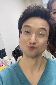 Mar 31, 2017 · the prison: Han Suk Kyu í•œì„ê·œ On Twitter Are U Sure Ure 56 57 Korean Age Years Old Han Suk Kyu Seriously An Ahjushi That Full Of Aegyo I Present You Our Sabunim Han