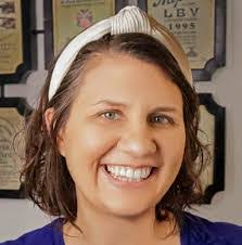 Marta Crane's Instagram, Twitter & Facebook