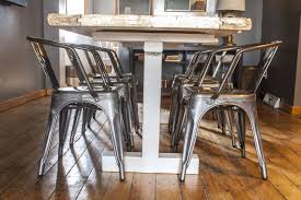 Shop for a bedroom or living room side table on which to place lamps or magazines. Old Door New Table Finding Your Design Style Tip 1 Diy Dining Room Old Door Tables Table