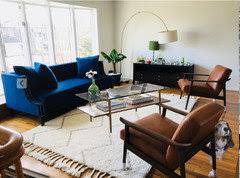I have seen one yrs ago, that displayed indian artifacts. Coffee Table Advice