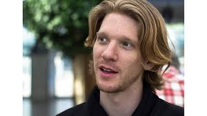 Robert Homewood's Instagram, Twitter & Facebook