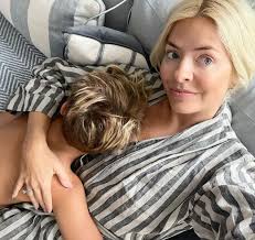 This Morning's Holly Willoughby poses with son Harry, 13, for rare family  photo