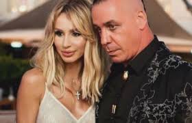 Her boyfriend is a steady guy. Svetlana Loboda Married Husband Dating Boyfriend Kids Net Worth Income Married Celeb