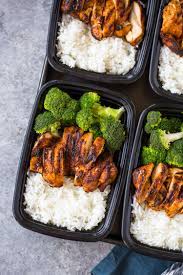 I made my own brown rice and used frozen broccoli, and spicy cheese product. 20 Minute Meal Prep Chicken Rice And Broccoli Gimme Delicious